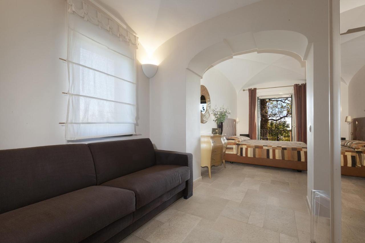 Amore Rentals - Residence Bosco Сант-Агата-суй-Дуе-Гольфі Екстер'єр фото