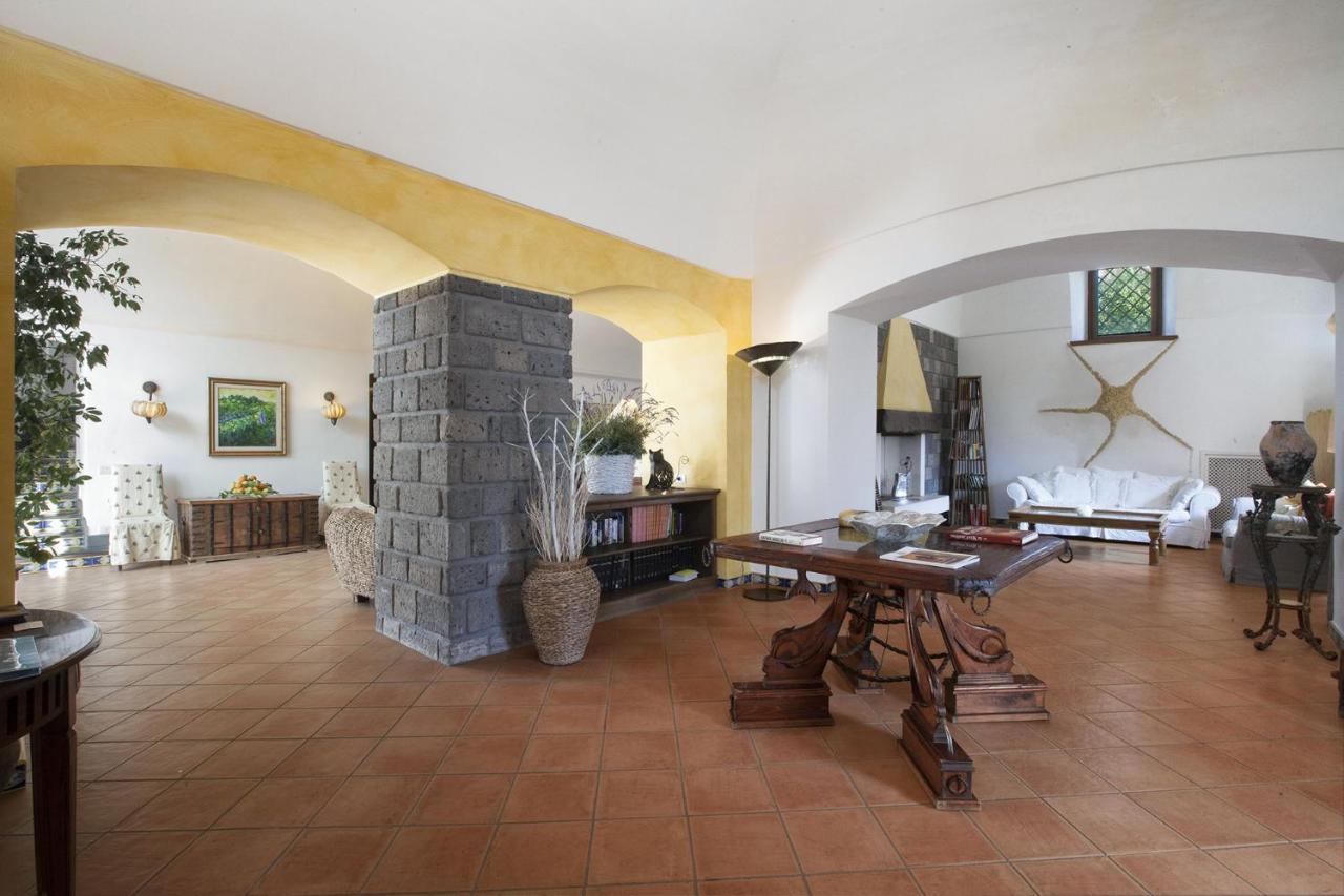 Amore Rentals - Residence Bosco Сант-Агата-суй-Дуе-Гольфі Екстер'єр фото